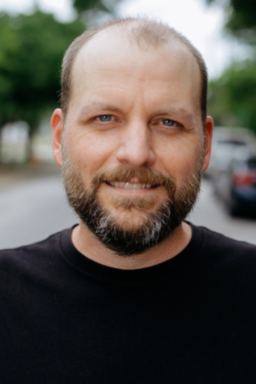 Main Image Supporting the Content of justin-gilg